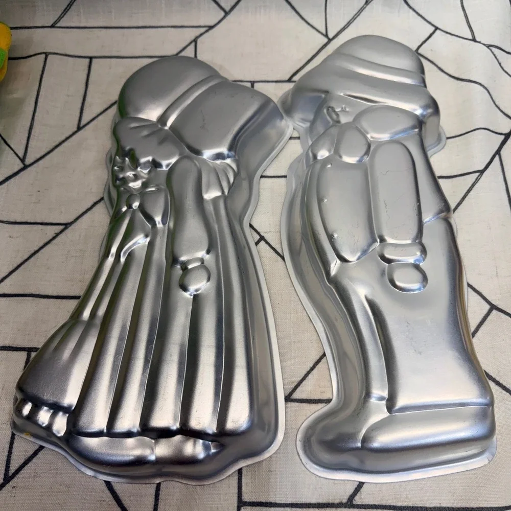 Wilton Cake Pan Set 15